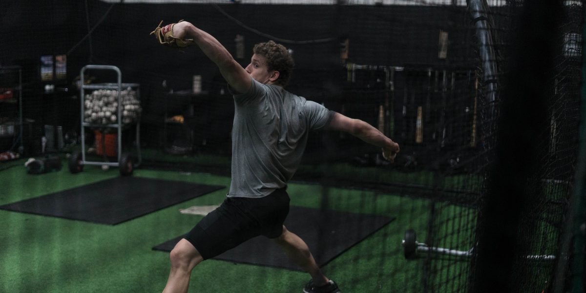pitching throwing