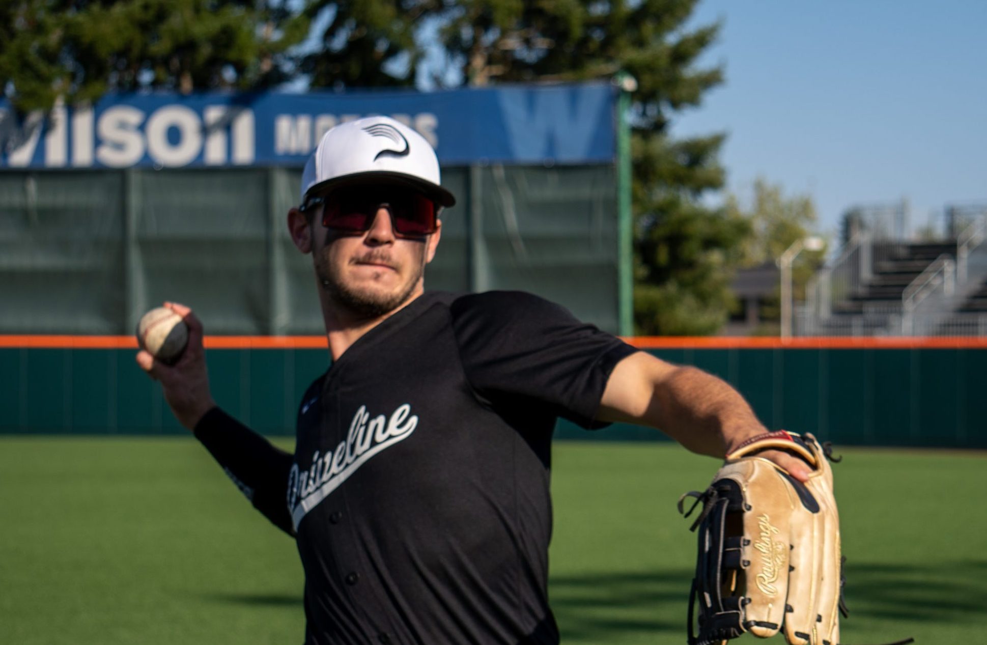 position player throwing